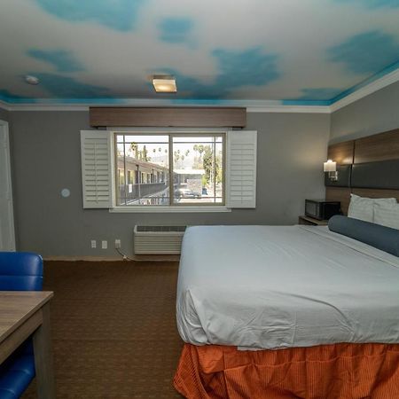 Hollywood Palms Inns & Suites Los Angeles Dış mekan fotoğraf