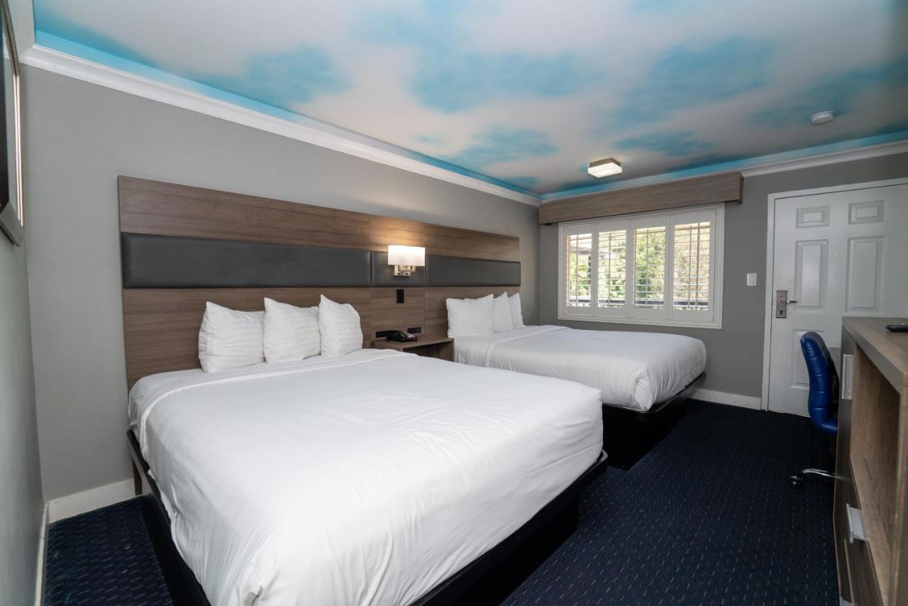 Hollywood Palms Inns & Suites Los Angeles Dış mekan fotoğraf